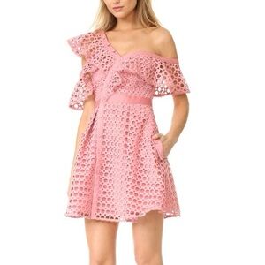 New Self-Portrait Asymmetrical Oe Shoulder Guipure lace dres
